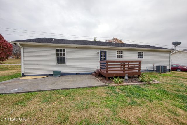 18917 Martel Rd, Lenoir City, TN 37772