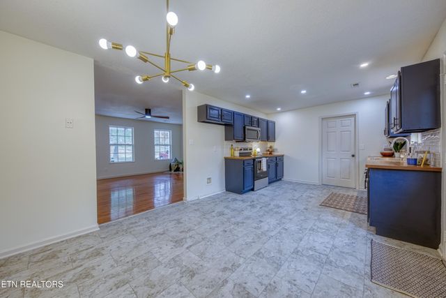 18917 Martel Rd, Lenoir City, TN 37772