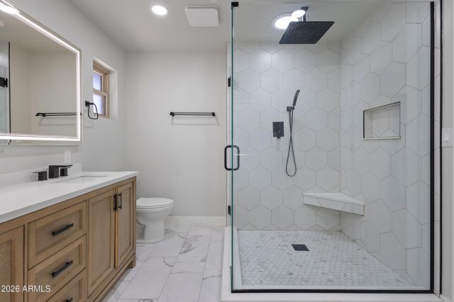 6826 E EDGEMONT Avenue, Scottsdale, AZ 85257