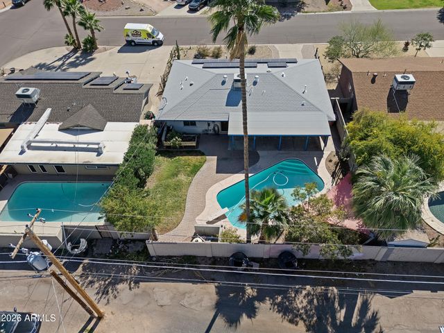 6826 E EDGEMONT Avenue, Scottsdale, AZ 85257