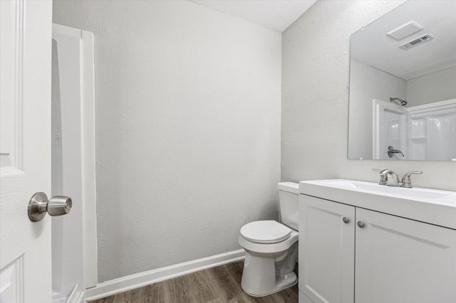 5130 Ripplebrook Drive, Houston, TX 77045