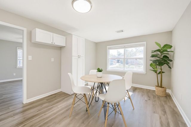 5130 Ripplebrook Drive, Houston, TX 77045