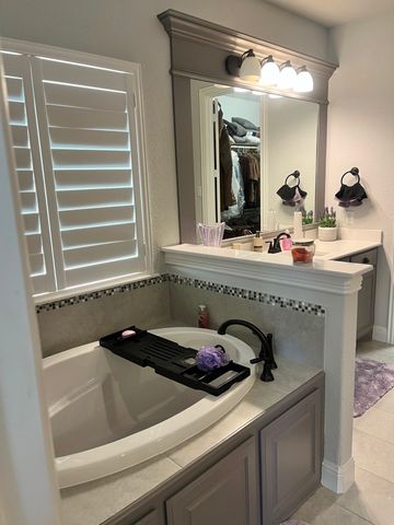 1504 Reagan Avenue, Waxahachie, TX 75165