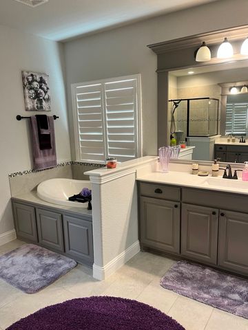 1504 Reagan Avenue, Waxahachie, TX 75165