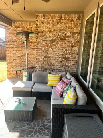 1504 Reagan Avenue, Waxahachie, TX 75165