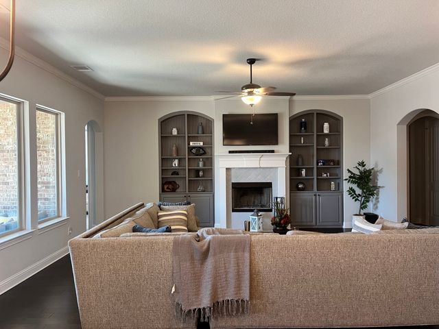 1504 Reagan Avenue, Waxahachie, TX 75165