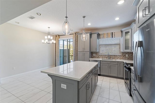 3815 BRIGHTON PARK CIRCLE, Orlando, FL 32812