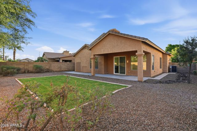 3945 S CACTUS WREN Drive, Chandler, AZ 85248