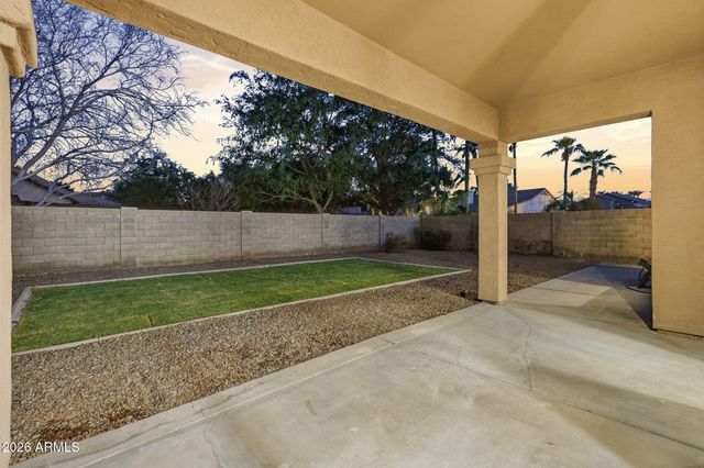 3945 S CACTUS WREN Drive, Chandler, AZ 85248
