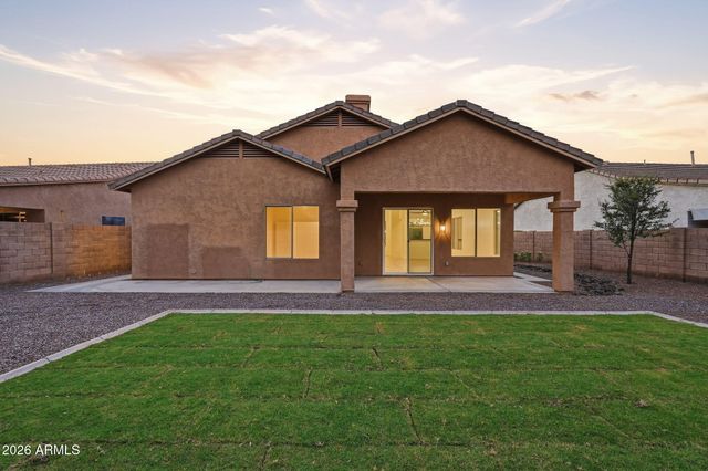 3945 S CACTUS WREN Drive, Chandler, AZ 85248