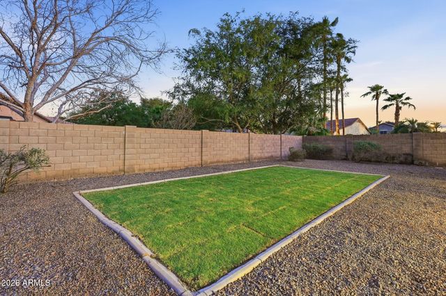 3945 S CACTUS WREN Drive, Chandler, AZ 85248