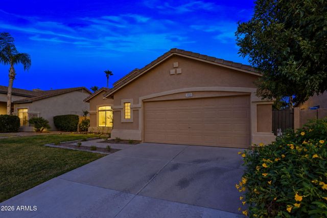 3945 S CACTUS WREN Drive, Chandler, AZ 85248