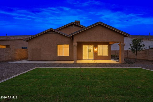 3945 S CACTUS WREN Drive, Chandler, AZ 85248