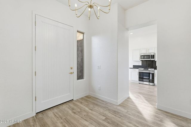 3945 S CACTUS WREN Drive, Chandler, AZ 85248
