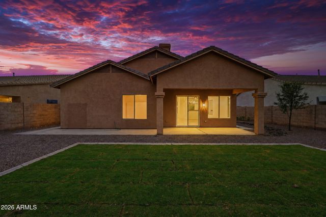 3945 S CACTUS WREN Drive, Chandler, AZ 85248