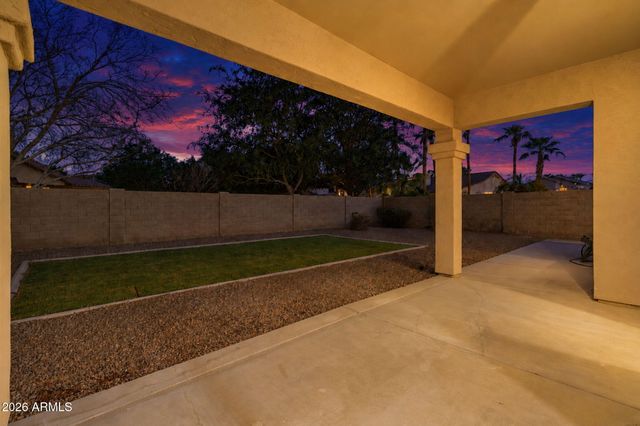 3945 S CACTUS WREN Drive, Chandler, AZ 85248
