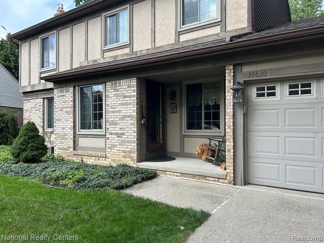 38630 Meeting House Lane, Livonia, MI 48154