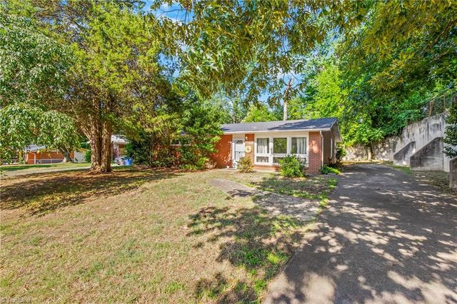 2704 Clement Street, Winston-salem, NC 27127