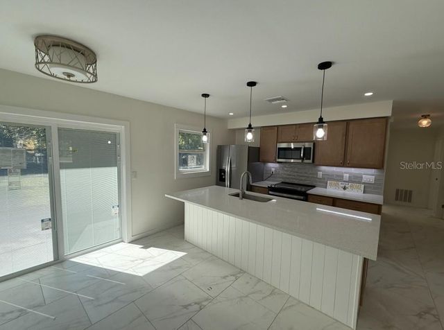 1809 5TH AVENUE W, Palmetto, FL 34221