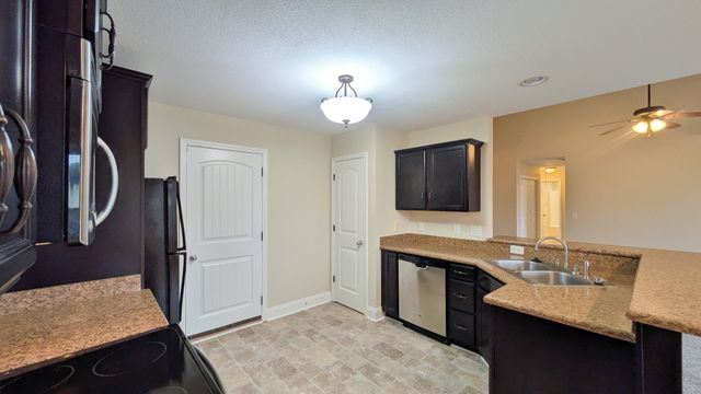 2298 Rattling Rd, Clarksville, TN 37040