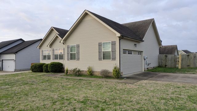 2298 Rattling Rd, Clarksville, TN 37040