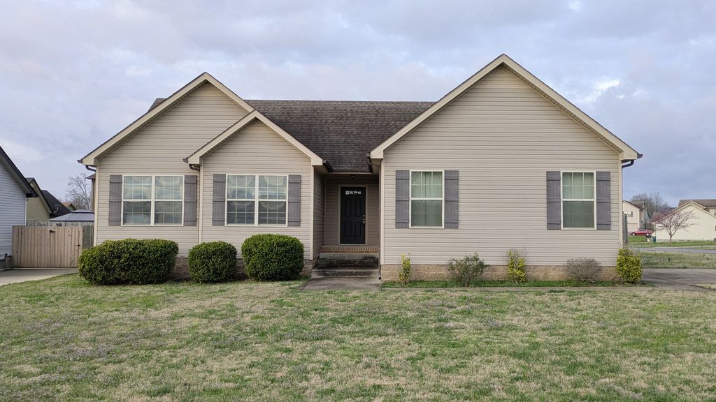 2298 Rattling Rd, Clarksville, TN 37040