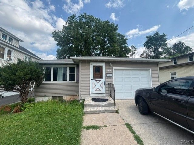 224 North North Edwards Avenue, Syracuse, NY 13206