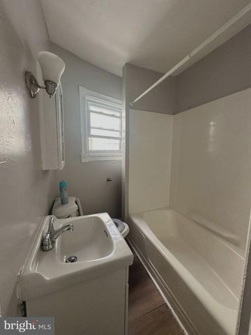 122 EXTON AVE, Trenton, NJ 08618