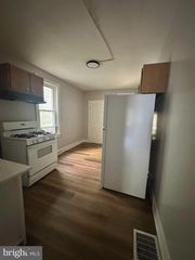 122 EXTON AVE, Trenton, NJ 08618