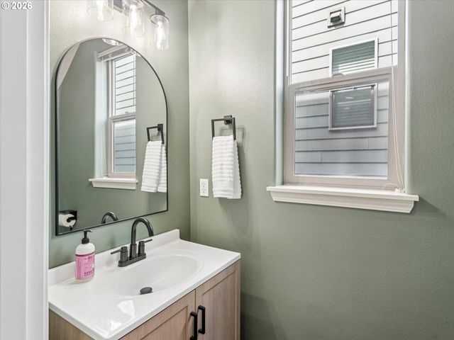 15545 Sw STONE RIDGE Cir, Beaverton, OR 97007