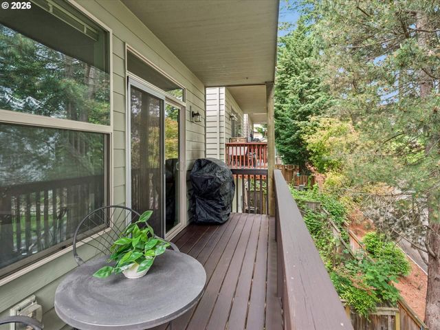 15545 Sw STONE RIDGE Cir, Beaverton, OR 97007