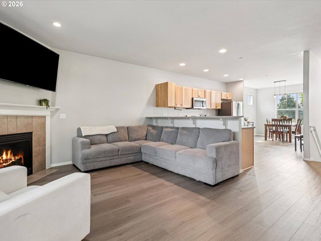 15545 Sw STONE RIDGE Cir, Beaverton, OR 97007