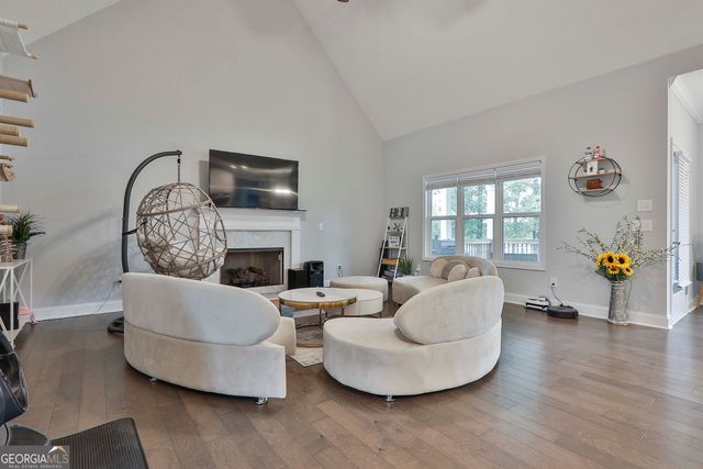 405 Lakeview Way, Lagrange, GA 30241