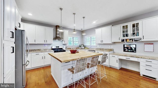 73 WASHINGTON ST, Dover, DE 19901