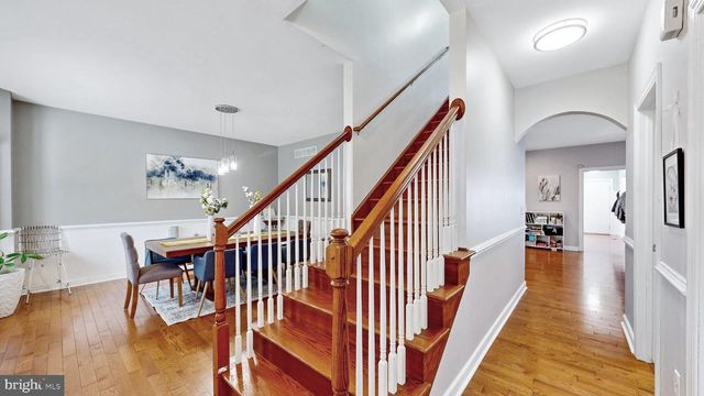 73 WASHINGTON ST, Dover, DE 19901