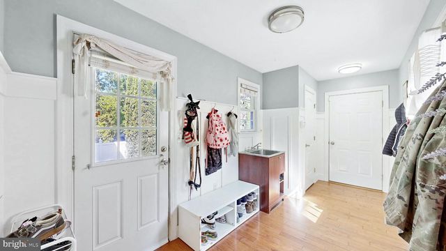 73 WASHINGTON ST, Dover, DE 19901