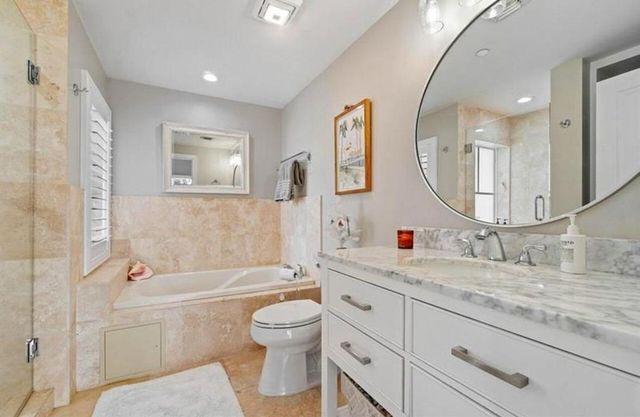 1931 NE 2nd Street 305, Deerfield Beach, FL 33441