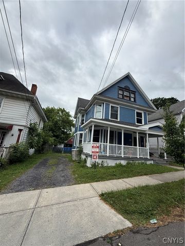 12 Woodruff Place, Auburn, NY 13021