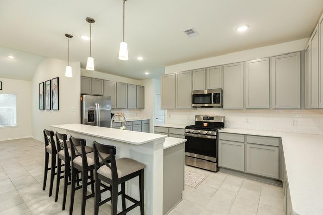 10514 Watershed Drive, Rosharon, TX 77583