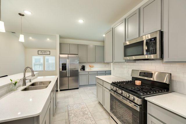 10514 Watershed Drive, Rosharon, TX 77583