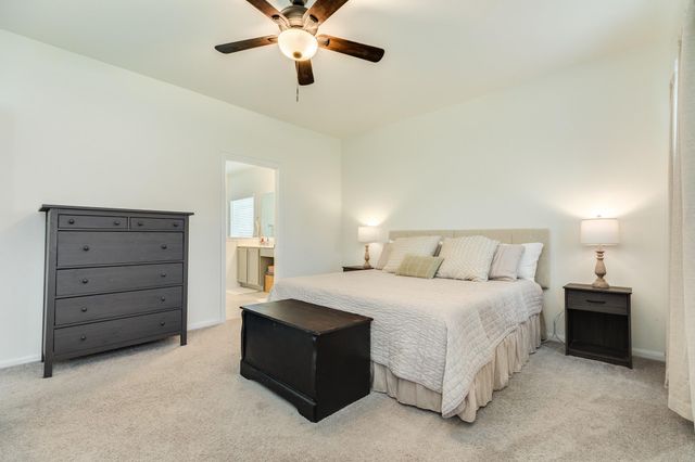 10514 Watershed Drive, Rosharon, TX 77583