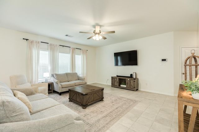 10514 Watershed Drive, Rosharon, TX 77583