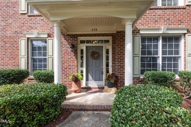 228 Shillings Chase Drive, Cary, NC 27518