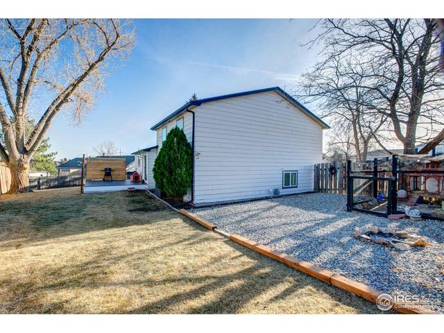 613 E 50th St, Loveland, CO 80538