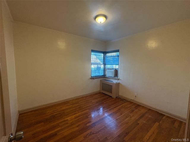 6911 180th Street, Fresh Meadows, NY 11365