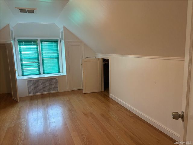 6911 180th Street, Fresh Meadows, NY 11365