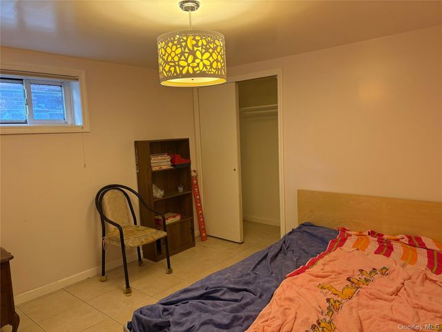6911 180th Street, Fresh Meadows, NY 11365