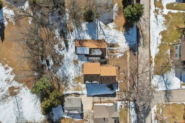 108 Grove Avenue, Genoa City, WI 53128