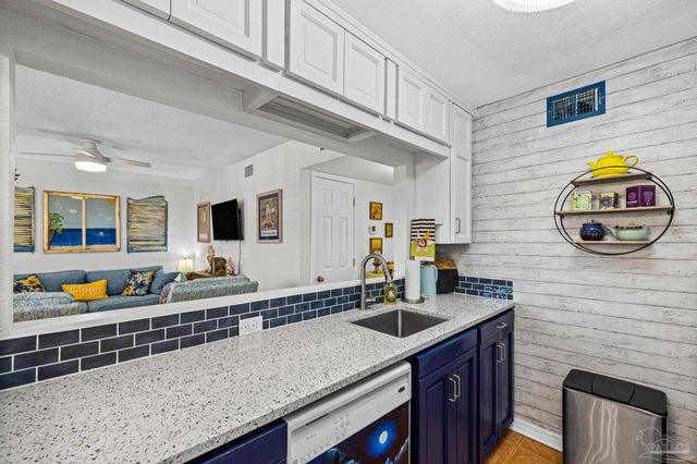 600 Scenic Hwy 323, Pensacola, FL 32503