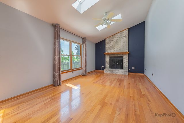 1450 Parkside Drive, Bolingbrook, IL 60490
